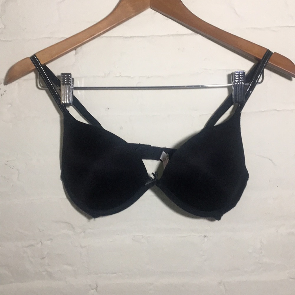 Simple Black Push-up Bra